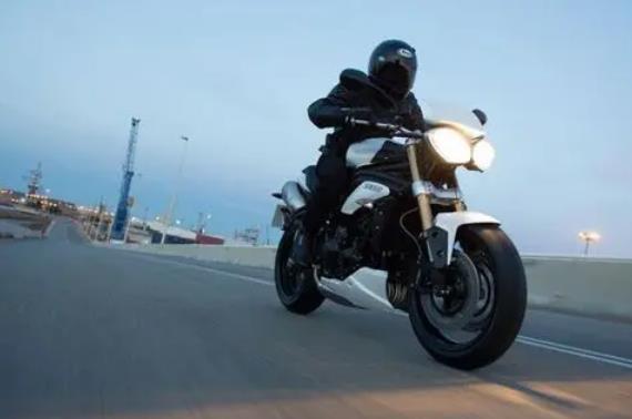 头盔蓝牙耳机哪个牌子好？快来看这一篇！